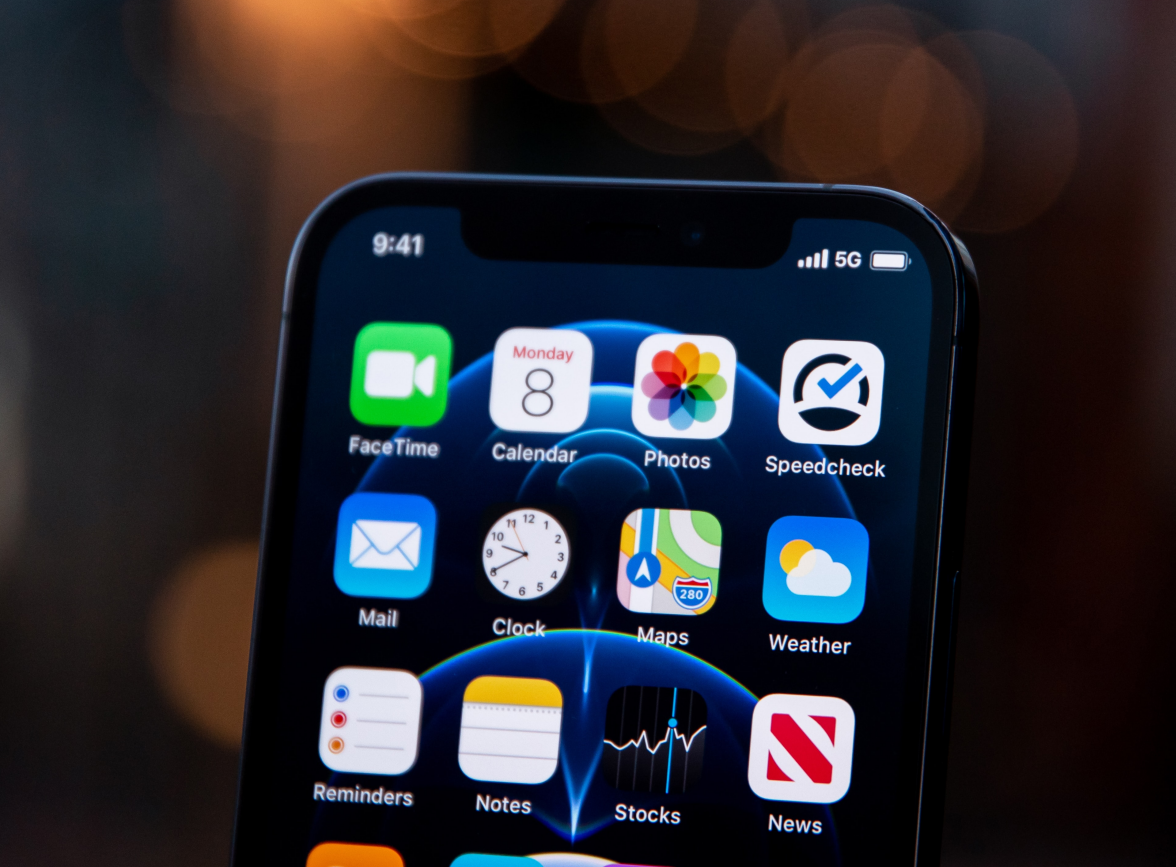进贤苹果手机维修分享为什么 iPhone 12 在冬季会自动关机 